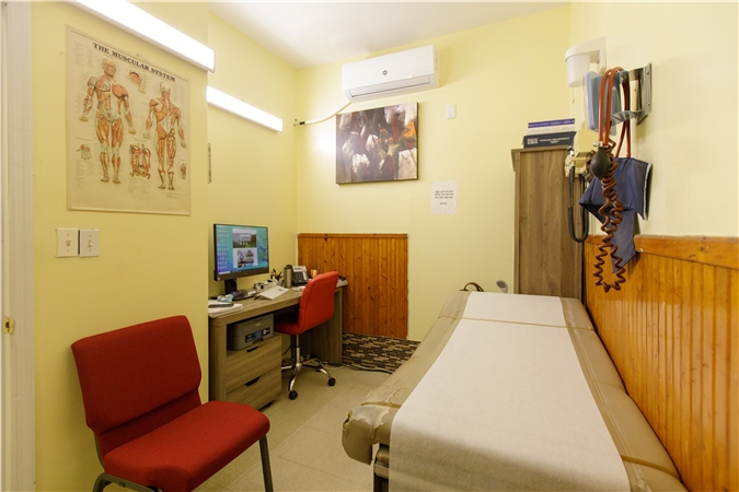 Inside Akash Medical care best primary care physicians in Brooklyn